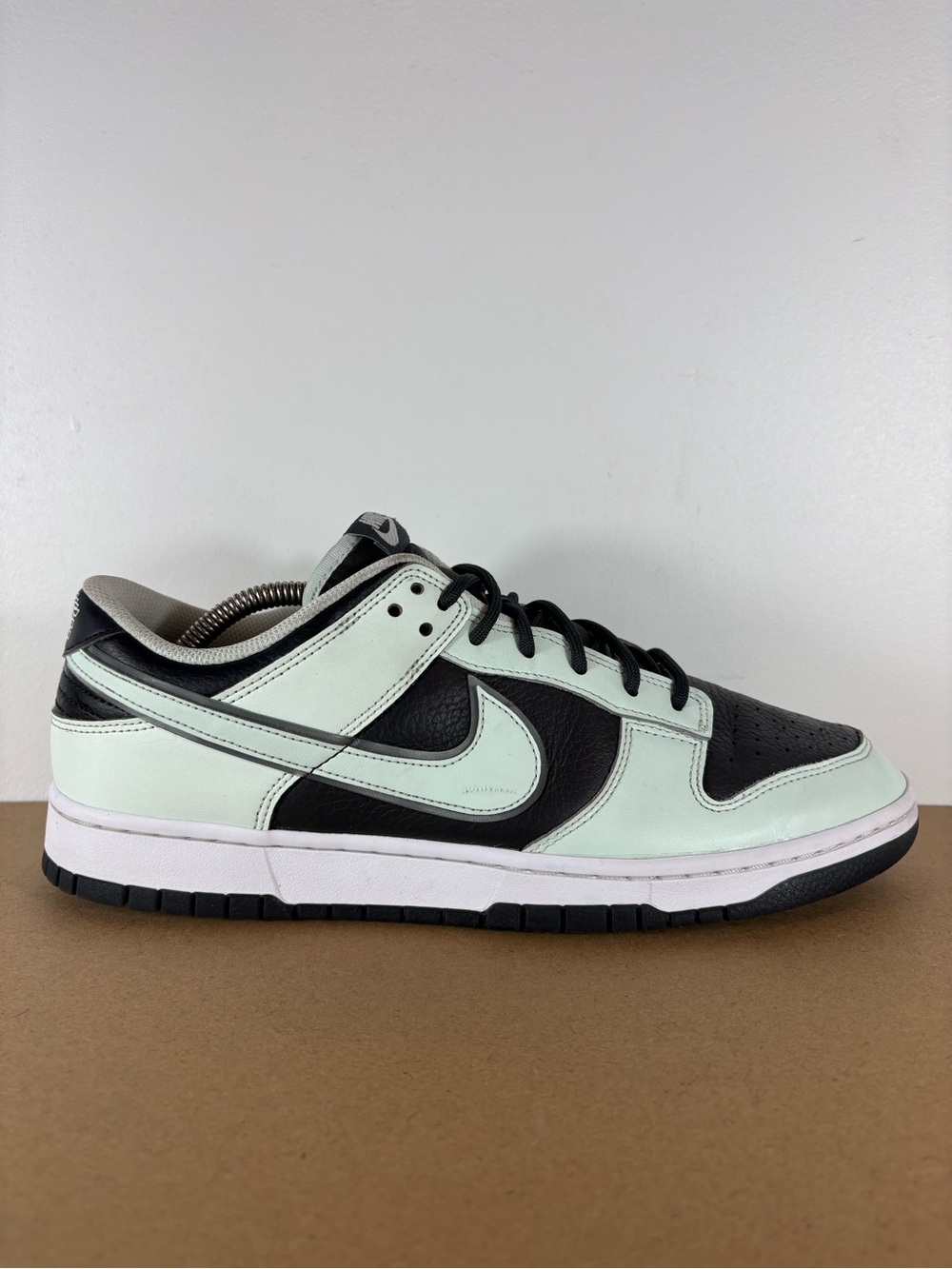 Nike Dunk Low Retro Premium 'Barely Green' Men's Lifestyle Shoes FZ1670-001 sz12 - Picture 3 of 9